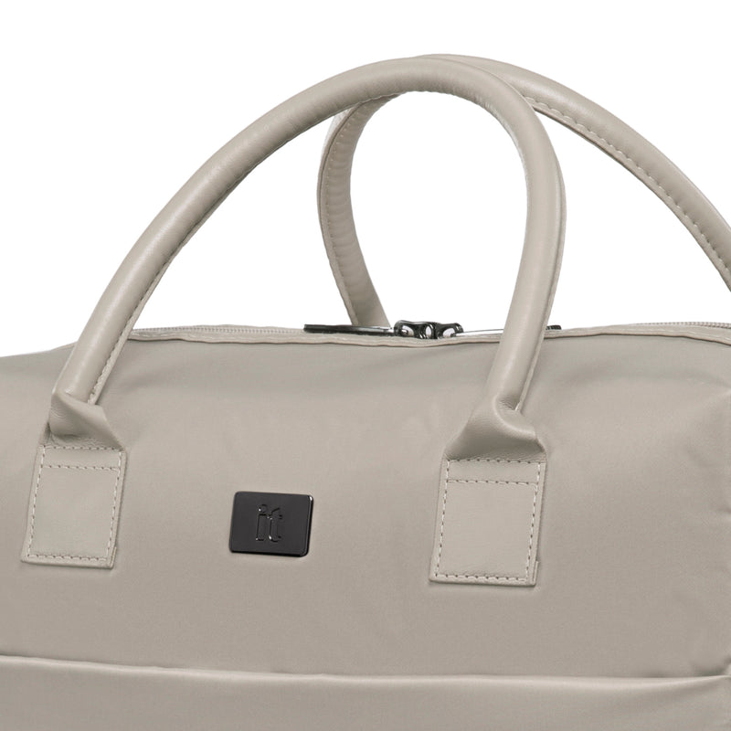 Outpaced - Small Holdall (Feather Gray)
