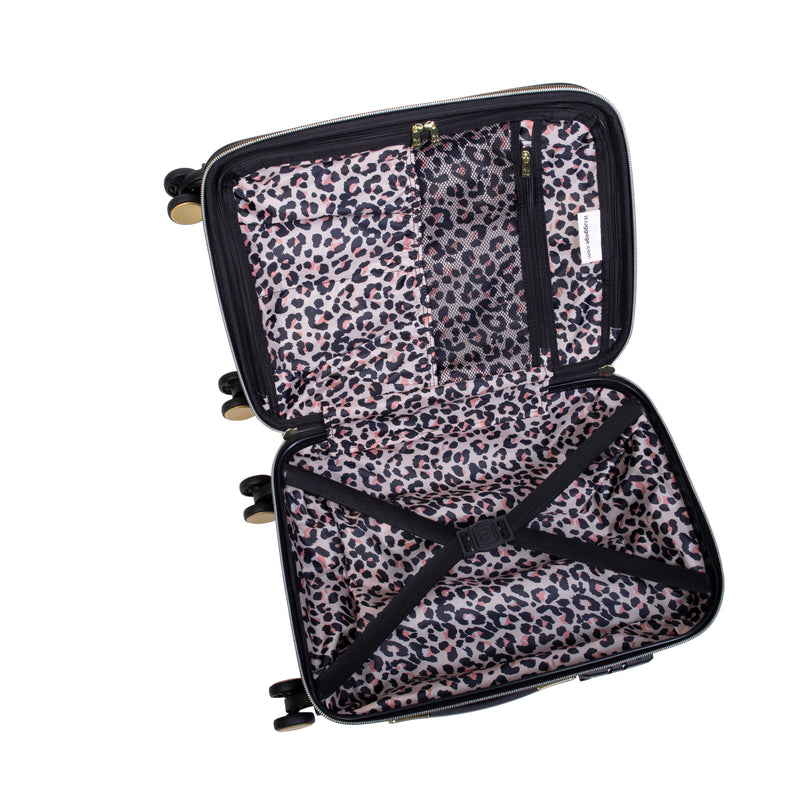 St. Tropez Trois - Cabin (Spiced Coral)