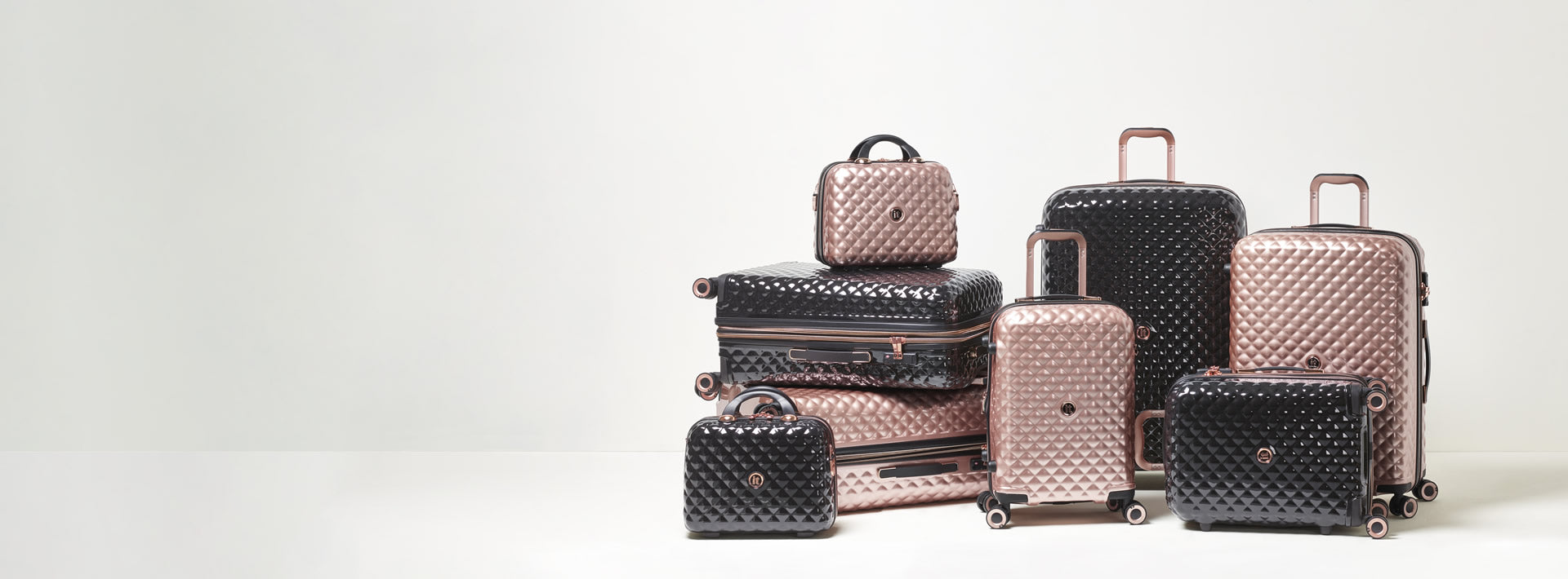it Luggage | Suitcases, Cabin Bags & Luggage designed in UK