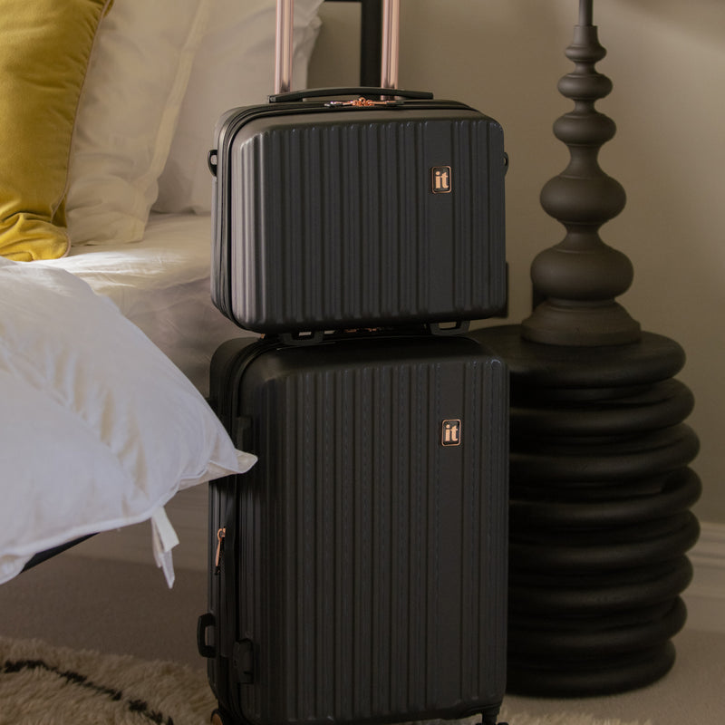 Luxuriant - Vanity Case (Black)