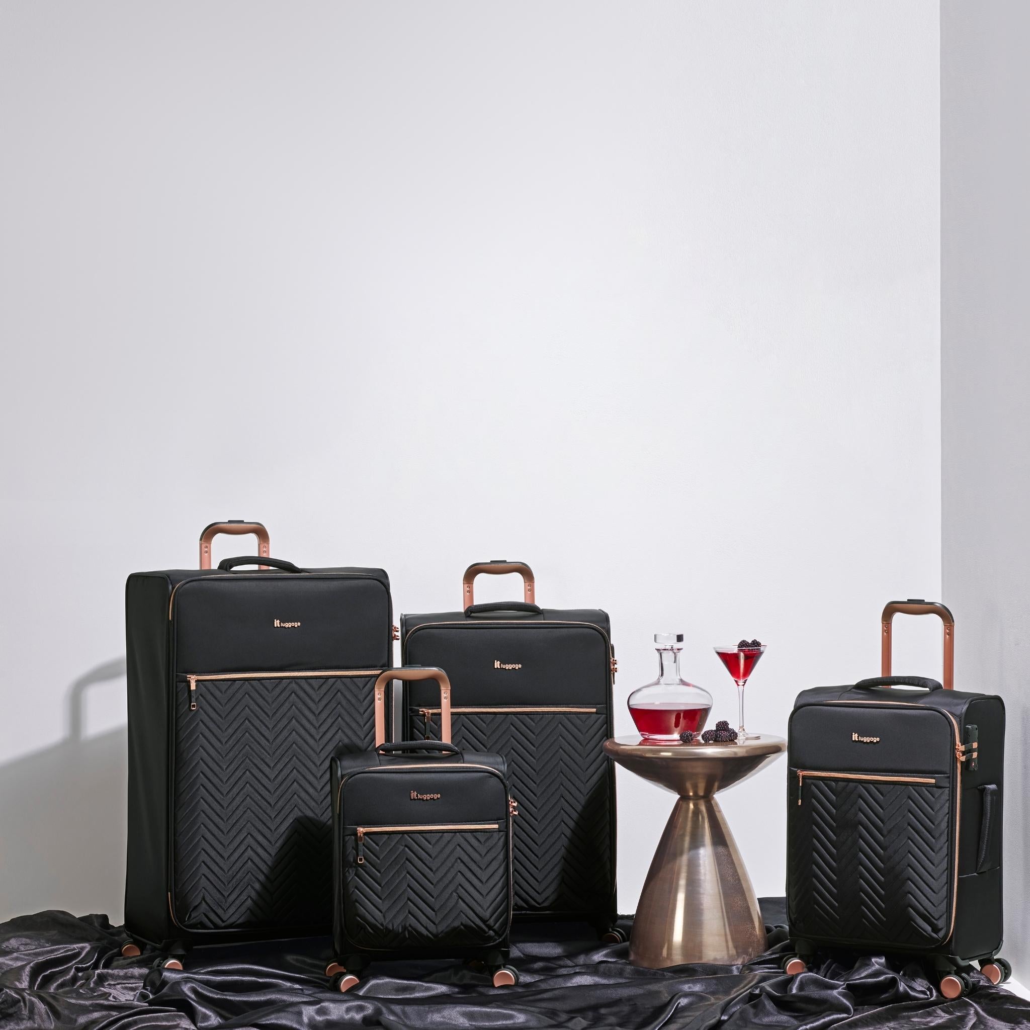 it Luggage | Bewitching - Extra Large in Macadamia it Luggage | Bewitching - Extra Large in Macadamia